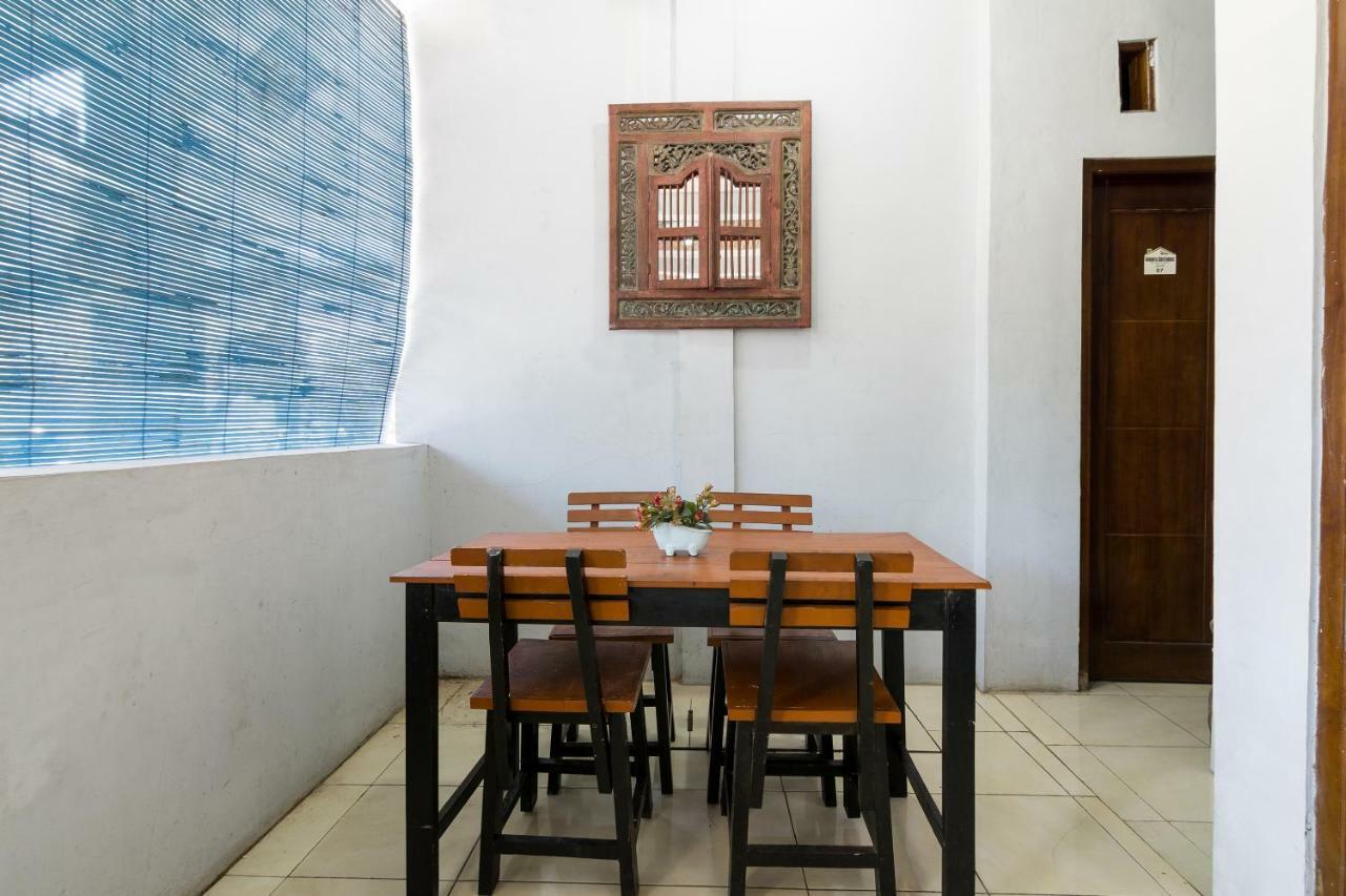 Oyo 857 Pakuncen Malioboro Syariah Hotel Yogyakarta Exterior photo